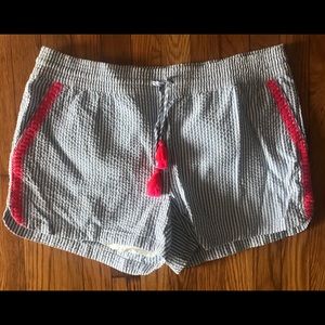 Vineyard Vines Seersucker Lg Shorts w. Embroidery